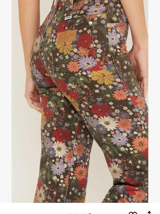 Wrangler Women's Bloom Print Wanderer Flare Jeans - Picture 3 of 11